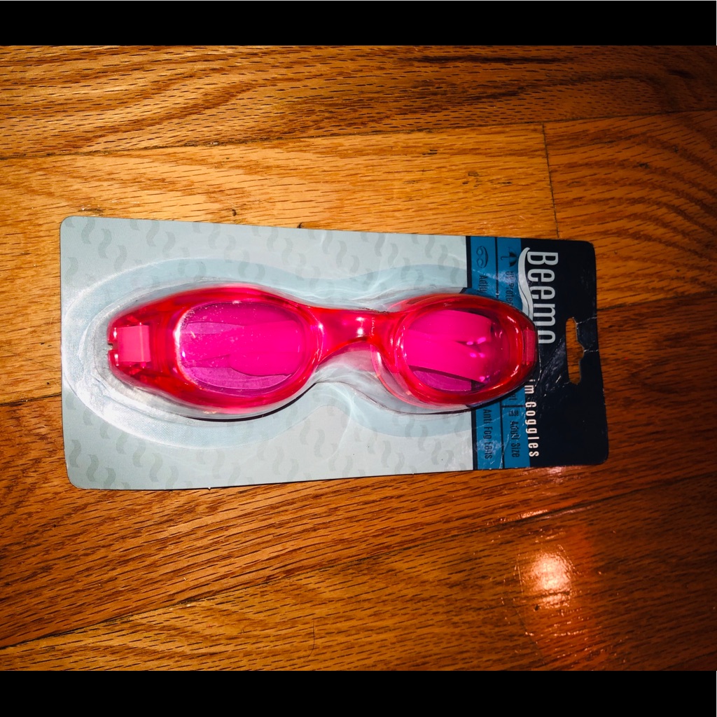 Womens Pink Swim Goggles